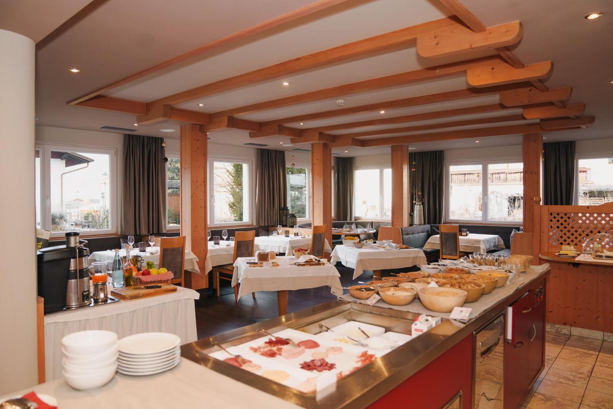 Saldur Small Active Hotel Sluderno Exterior foto